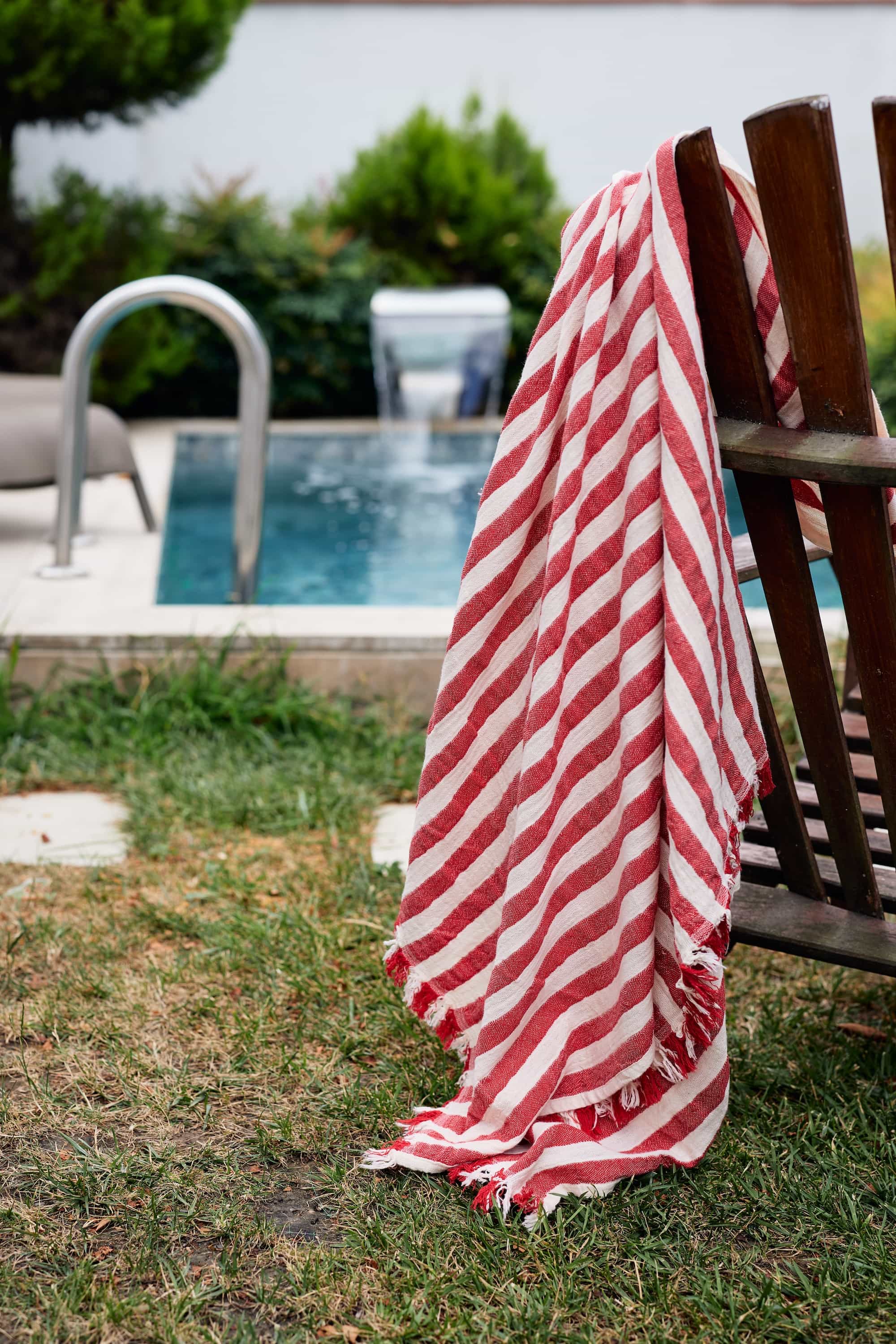 Primitive_Avelora Recycled Turkish Beach Towel_Ferra__001421 - PES01 - MLD - R26