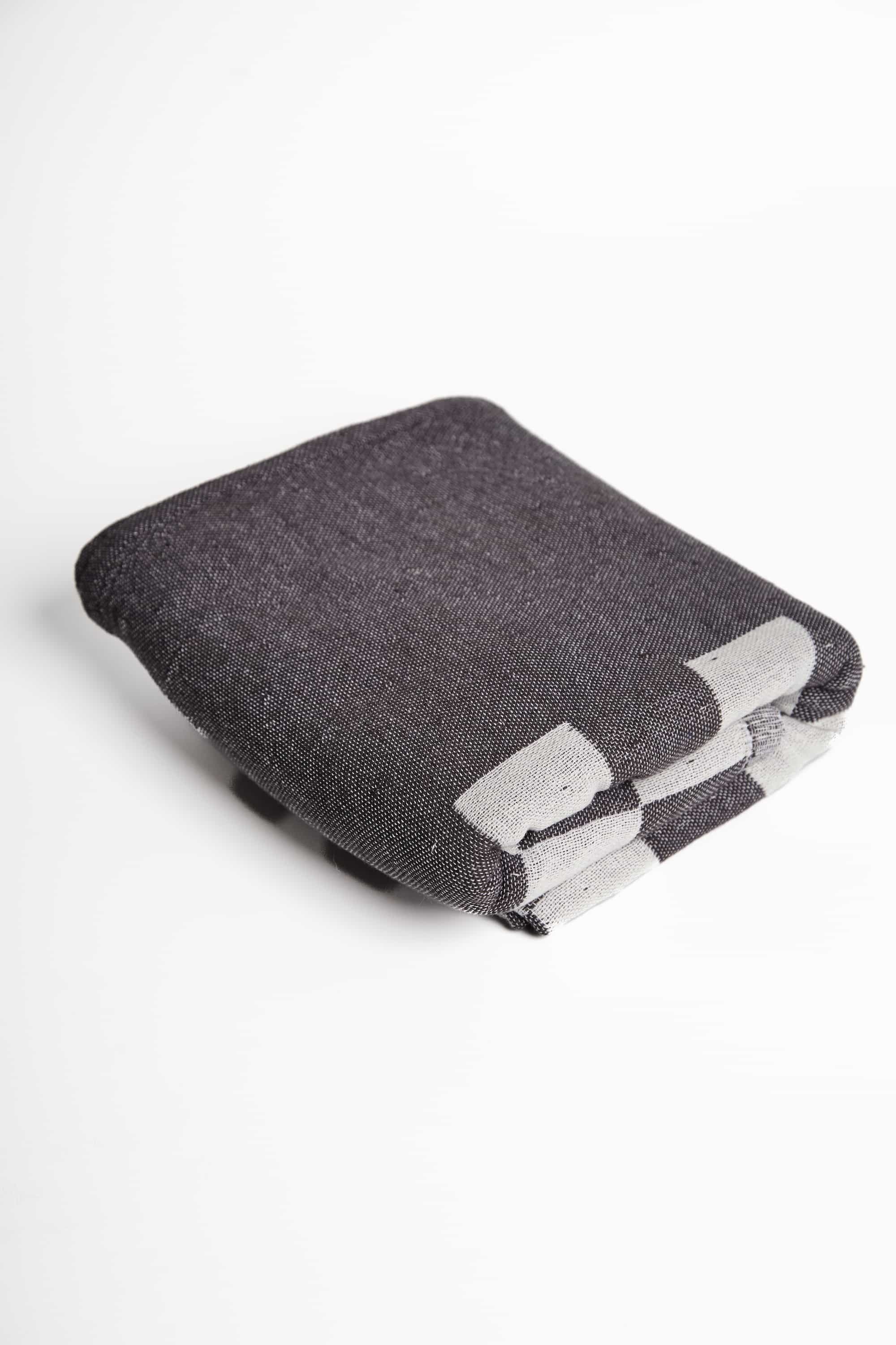 Primitive_Salt Square Recycled Turkish Beach Towel_Grey - Ecru__001423 - PES01 - PXL - R02R00