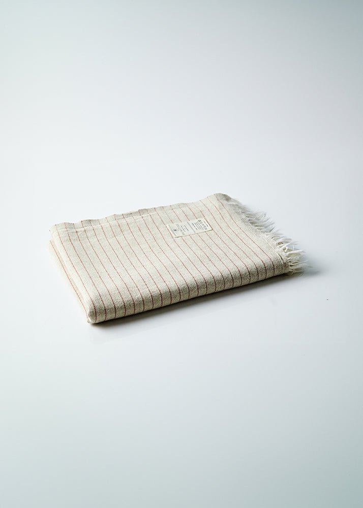 Primitive_Caravaggio Linen Beach Towel_White_37" x 69" - 95 x 175 cm_001358 - PES01 - RMK01