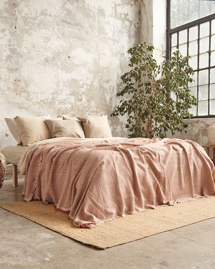 PrimitiveAznavour Bedspread017009 - BDS01 - MHL01