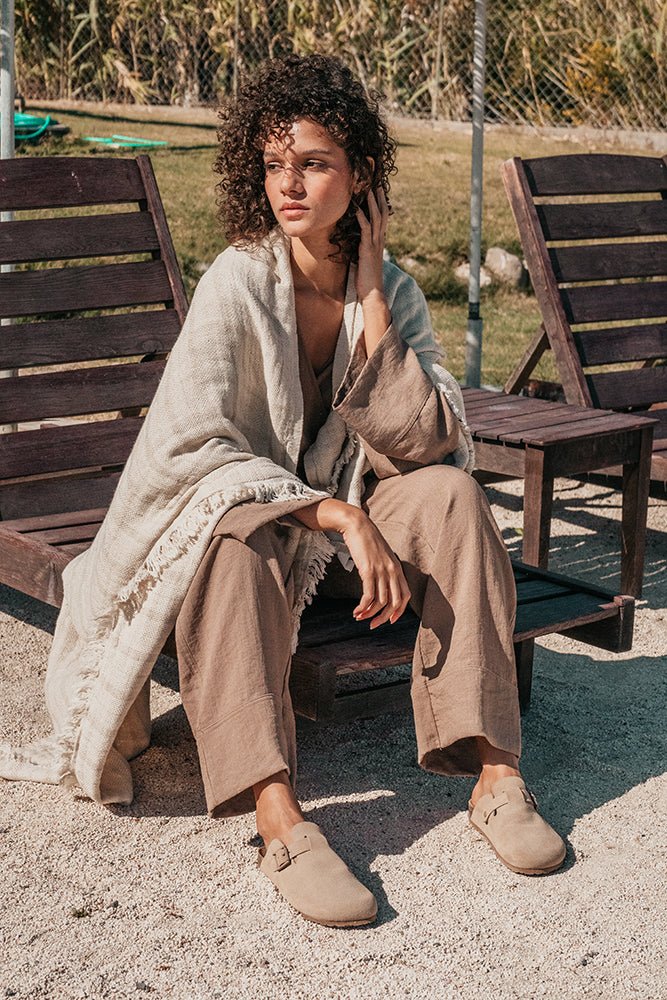 PrimitiveCarilla Linen Throw Blanket005131 - THW01 - ALZ00