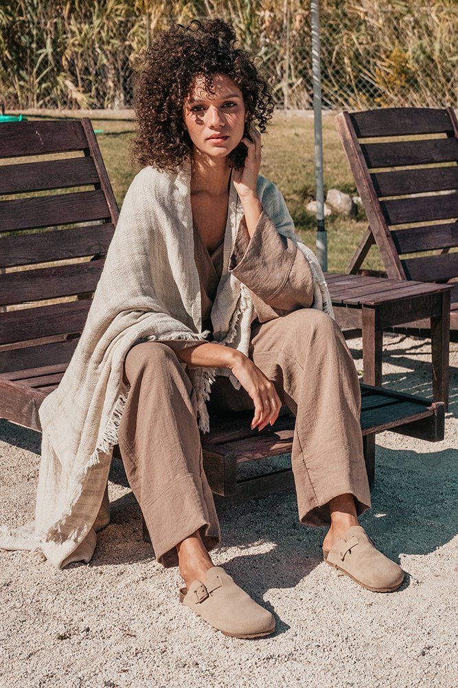 PrimitiveCarilla Linen Throw Blanket005131 - THW01 - ALZ00