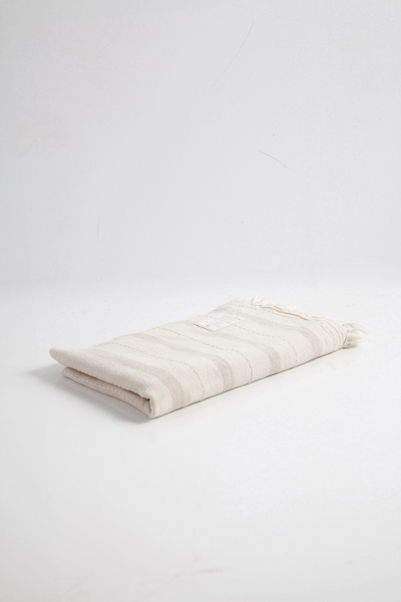 PrimitiveDali001307 - PES01 - 00HNL0000P