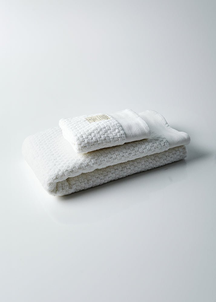 PrimitiveEco Cubista Bath Towel004024 - HVL01 - 00BLK00