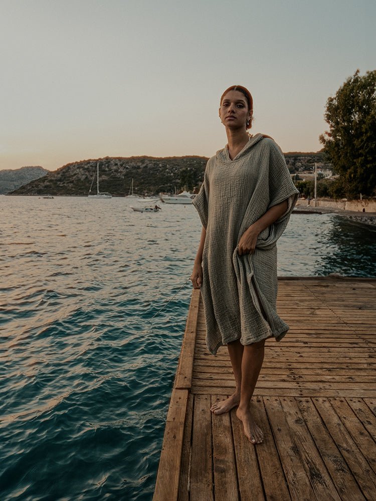 PrimitiveGauze Grace010011 - PNC02 - 00FOW01B