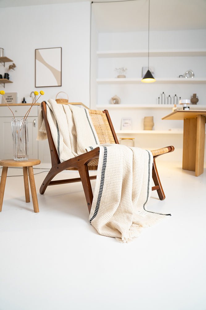 PrimitiveHamilton Linen Throw Blanket005134 - THW01 - HMP0809