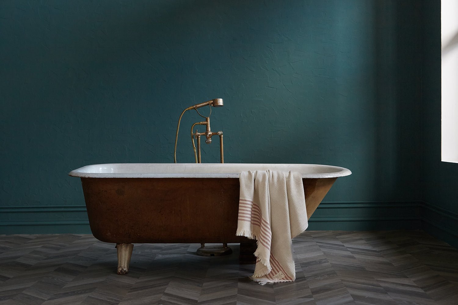 PrimitiveMurillo Linen Beach Towel001361 - PES01 - UMY01