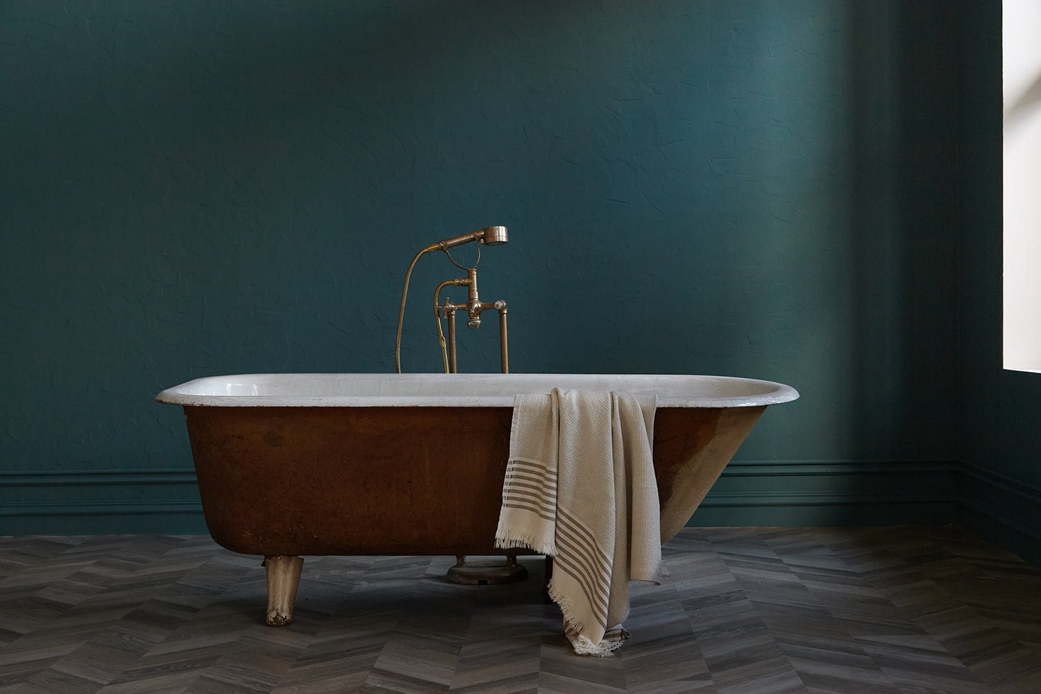 PrimitiveMurillo Linen Beach Towel001361 - PES01 - UMY01