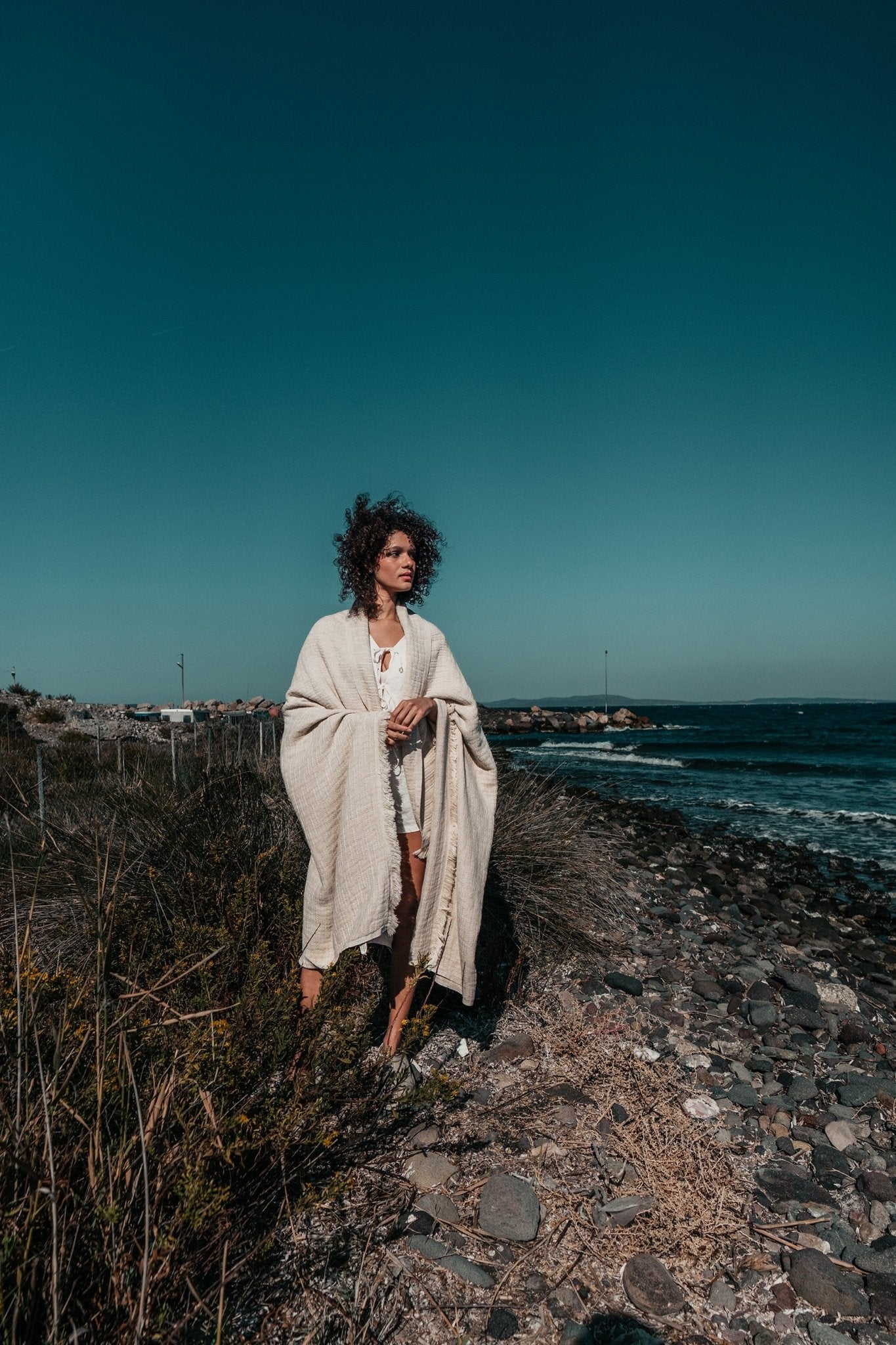 PrimitivePofian Linen Throw Blanket005102 - THW01 - CZT0143