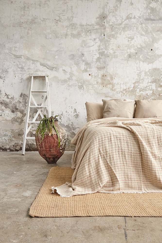 PrimitiveSirocco Bedspread017011 - BDS01 - ALC0037