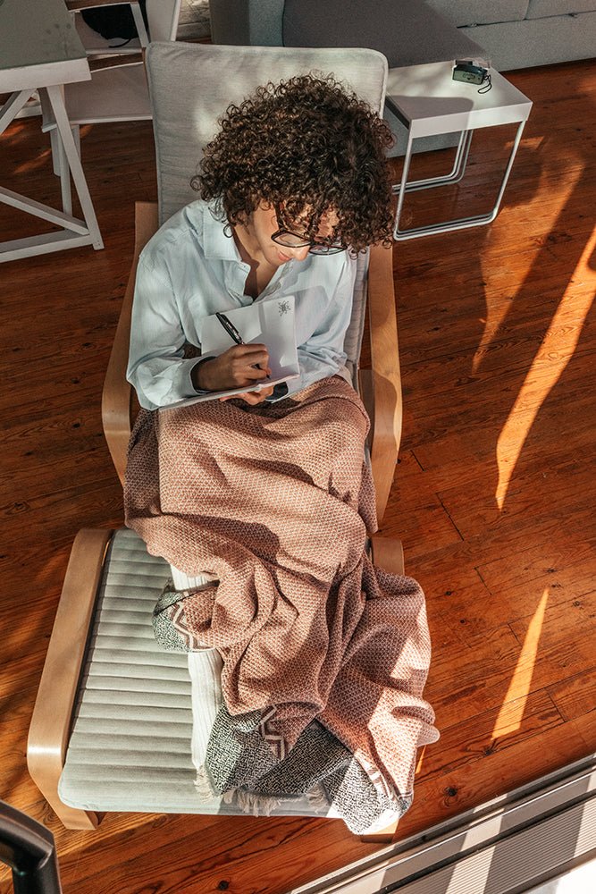 Dolcetto Linen Throw Blanket