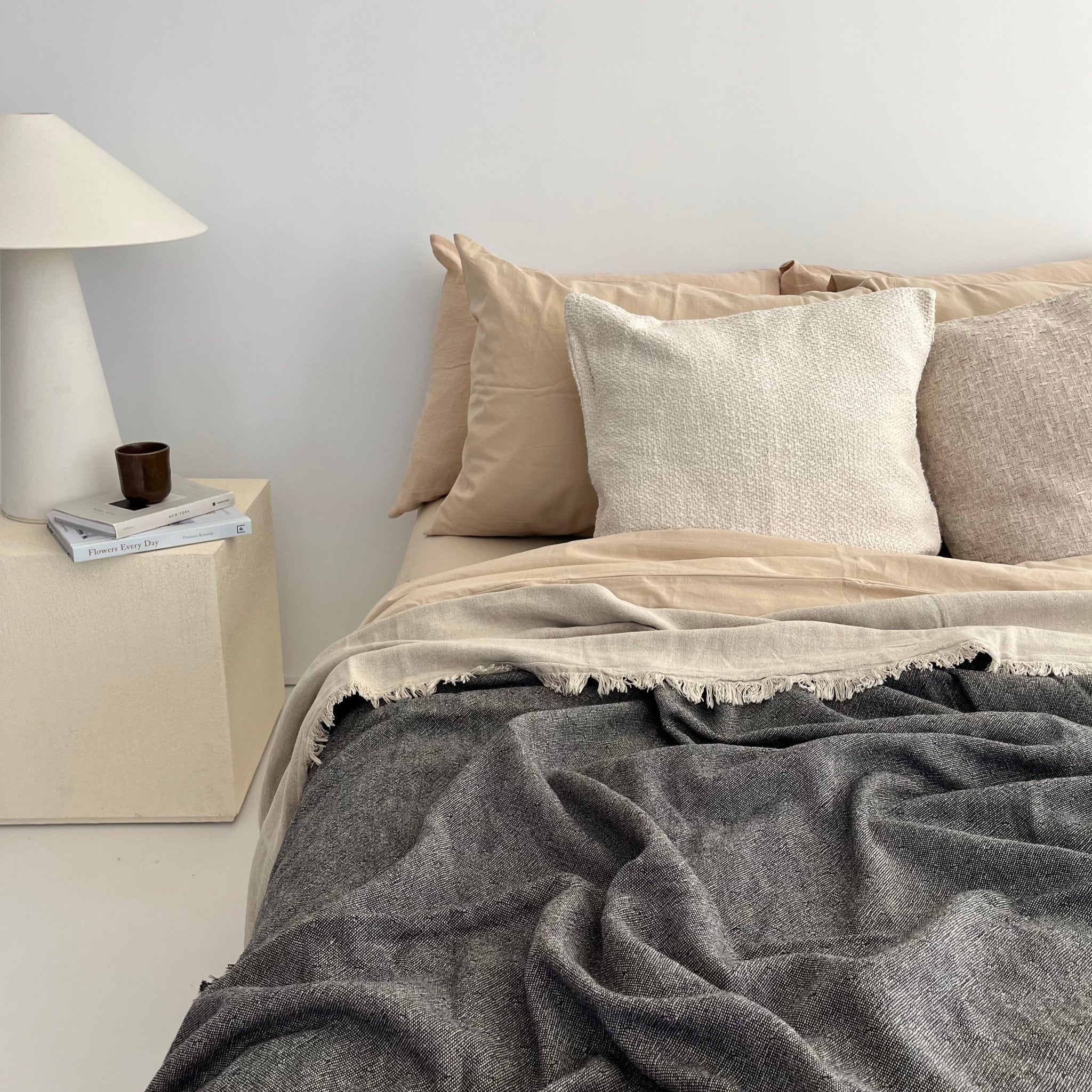 Primitive_Dual Ambiance Linen Bedspread_Black_King Size_017006-BDS01-ATS08