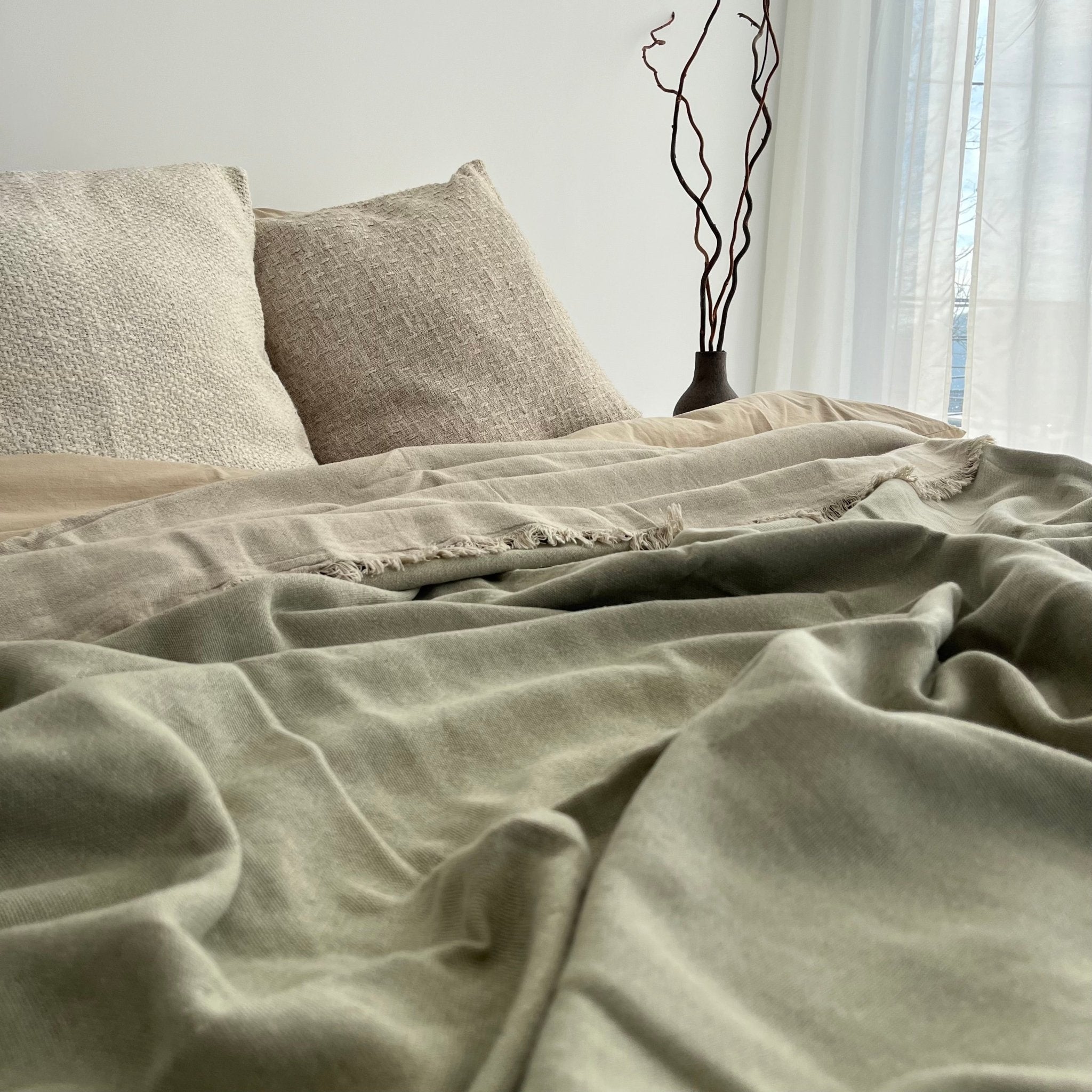 Primitive_Dual Ambiance Linen Bedspread_Green Tea_King Size_017006-BDS01-ATS56