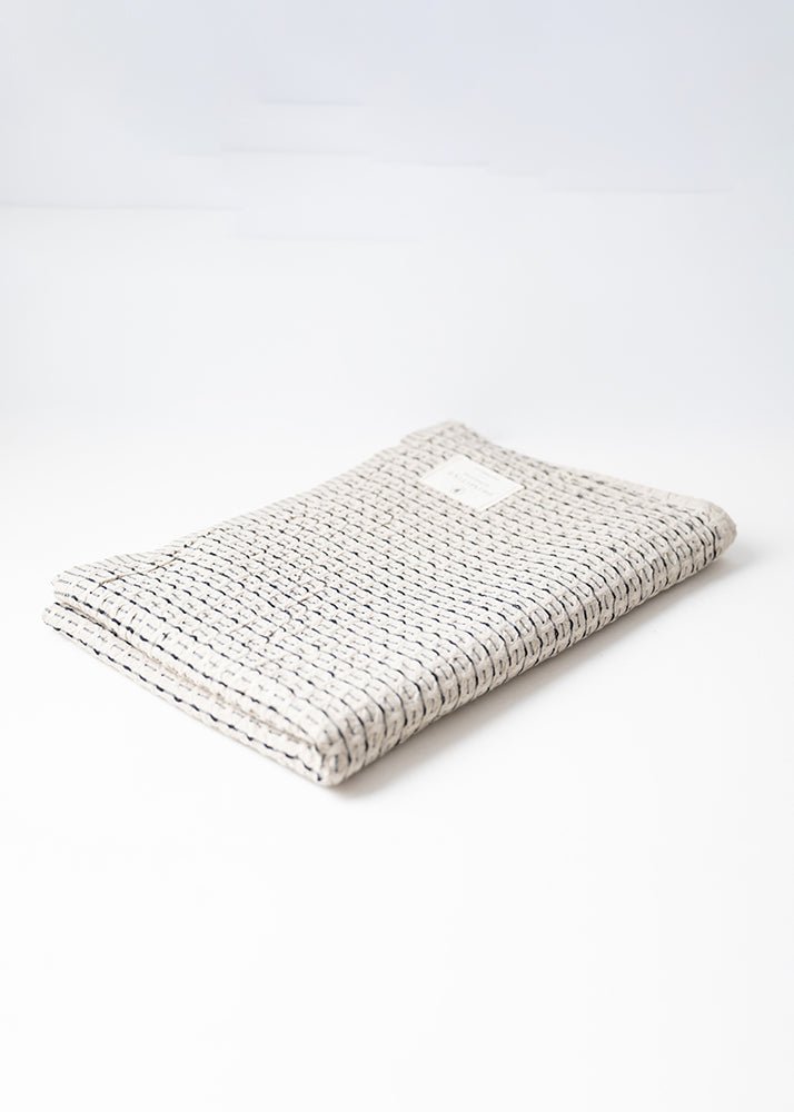 PrimitiveSeptember Linen Throw Blanket005109 - THW01 - HZL00