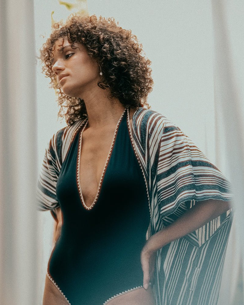 PrimitiveZen Noir011058 - KIM51 - 0800GDN00